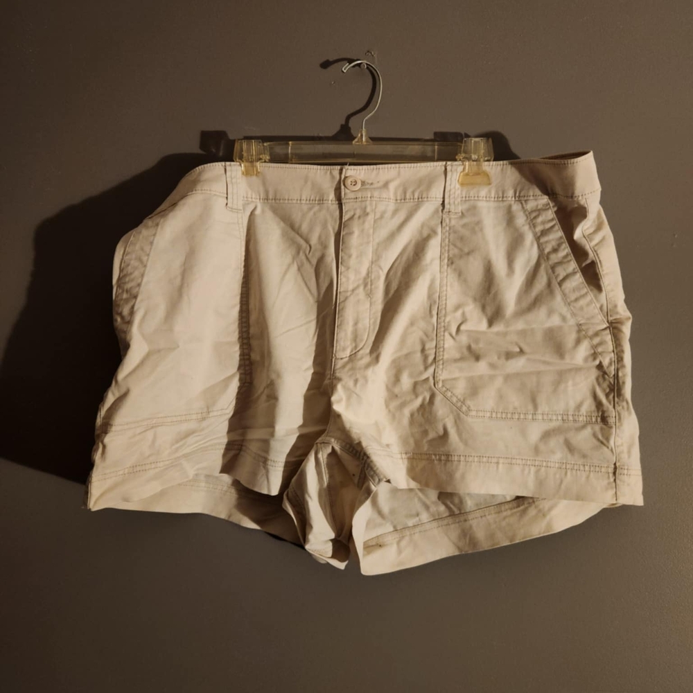 Old Navy Beige Women's Cotton Shorts